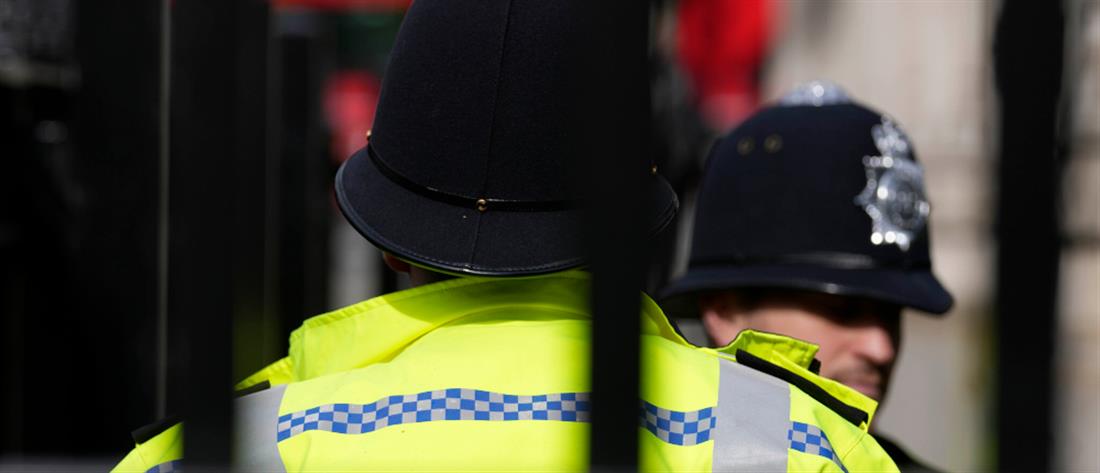 Λονδίνο: Άγριος ξυλοδαρμός 16χρονου από αστυνομικούς (βίντεο)