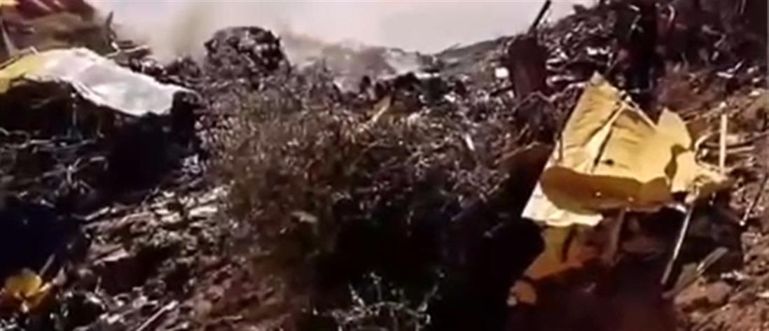 Κάρυστος - Πτώση Canadair: Τα φλεγόμενα συντρίμμια του αεροσκάφους (εικόνες)