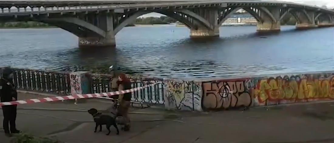 Συναγερμός στο Κίεβο για απειλή ανατίναξης γέφυρας (βίντεο)