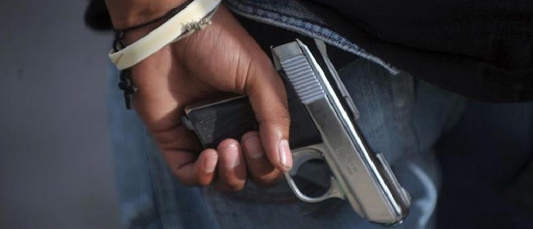 Χανιά: αστυνομικός έβγαλε το όπλο του σε καυγά και τον πυροβόλησε