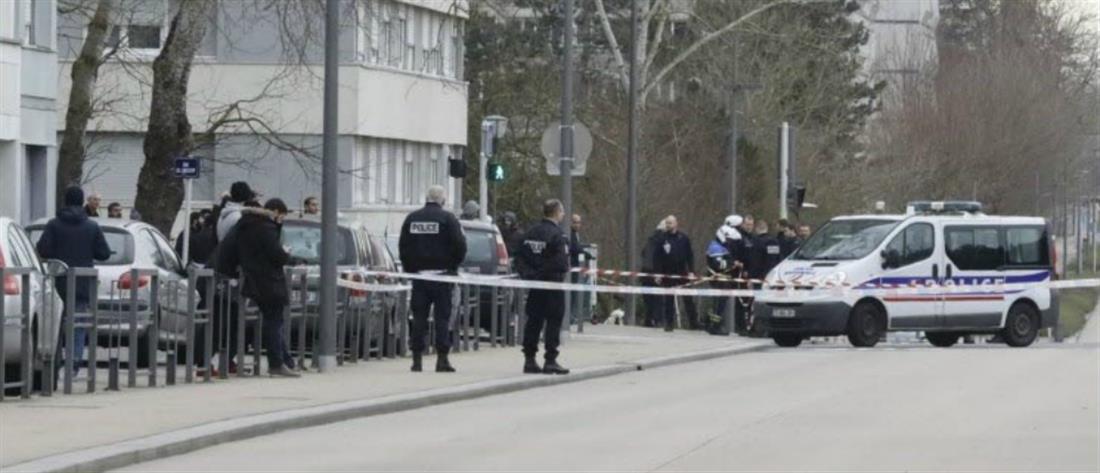Επίθεση σε αστυνομικό τμήμα στη Γαλλία