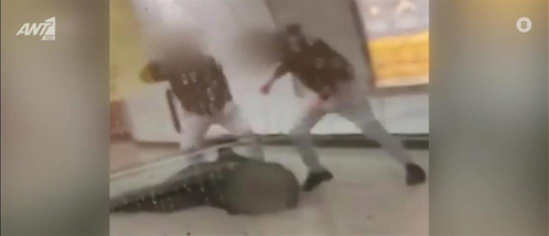 Βίντεο ντοκουμέντο από τον ξυλοδαρμό σταθμάρχη του μετρό από αρνητές μάσκας