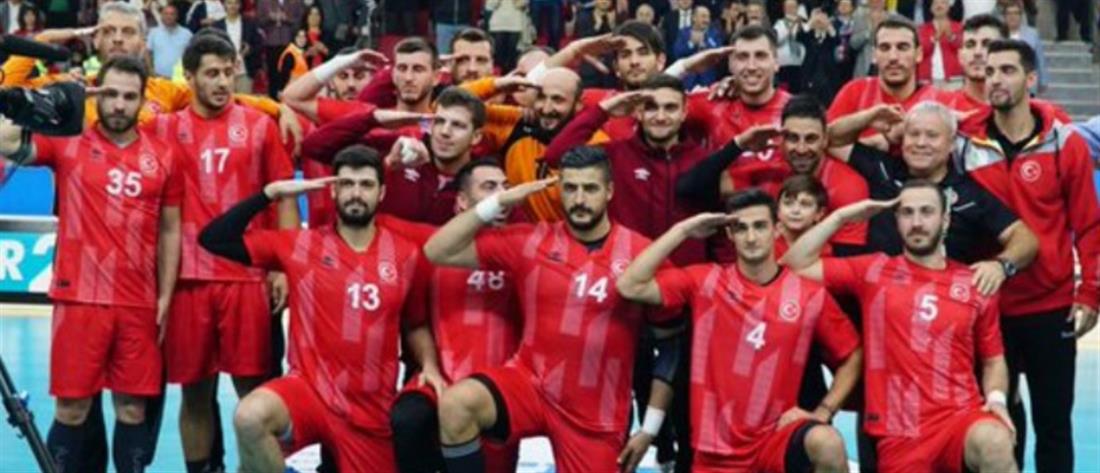 Ολυμπιακός: Εκτός ομάδας ο Τούρκος παίκτης που χαιρέτησε στρατιωτικά