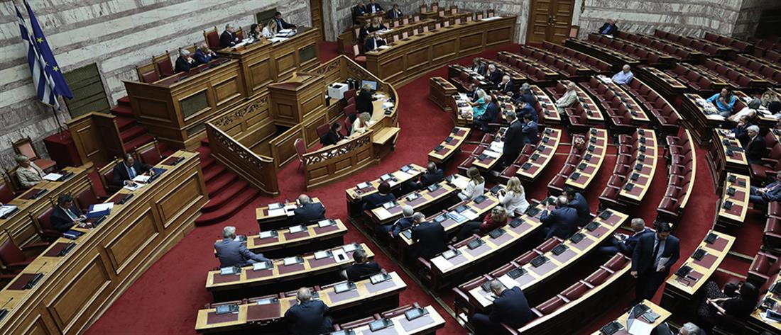 Βουλή: “θύελλα” για την τροπολογία που αφορά τα προσόντα του διοικητή της ΕΥΠ
