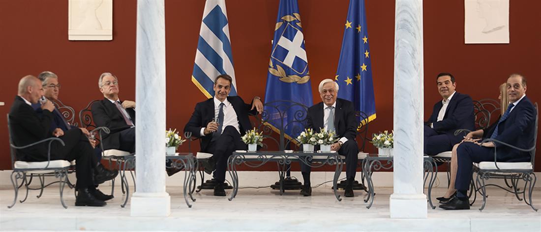 Παυλόπουλος: τιμούμε την εμβληματική επέτειο με ενωμένες τις δημοκρατικές πολιτικές δυνάμεις