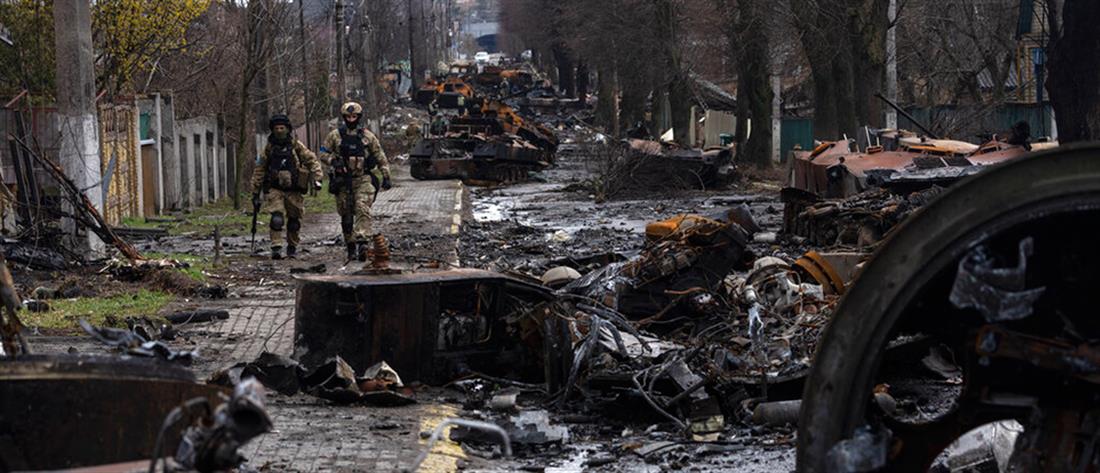Πόλεμος στην Ουκρανία - Ρωσία: παραδώστε τα όπλα