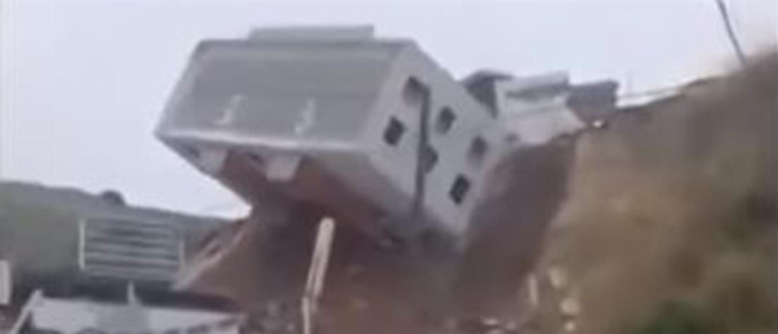 Μεξικό: Κτήριο καταρρέει και καταλήγει στον δρόμο (βίντεο)