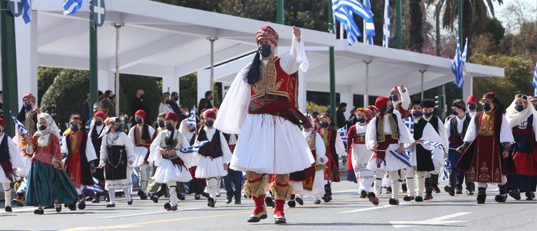 Γεννηματά για 25η Μαρτίου: Ενωμένοι οι Έλληνες μπορούμε να στοχεύουμε ψηλά