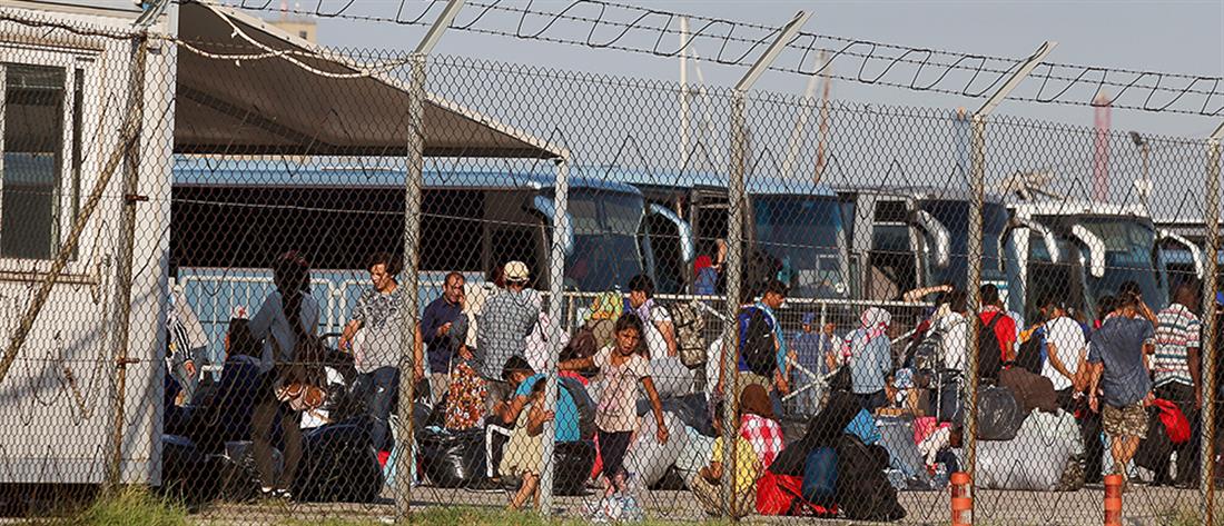 Kνάους για προσφυγικό: η κατάσταση στα νησιά είναι αφόρητη για την Ελλάδα