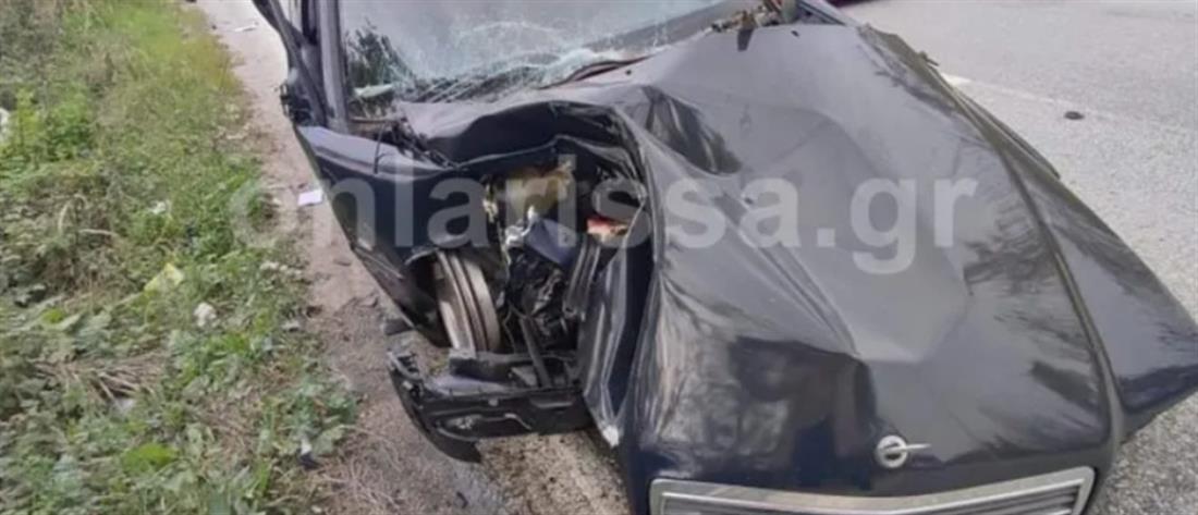 Λάρισα: νεκρός οδηγός σε τροχαίο (εικόνες)