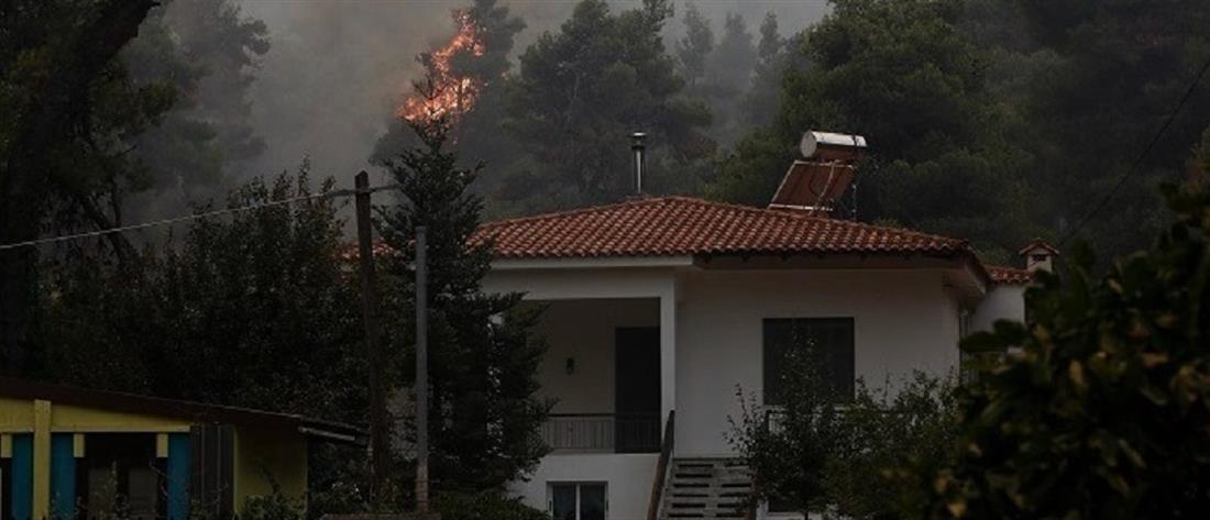 Φωτιά στην Πάτρα: Καίγονται σπίτια - Τραυματίστηκε πυροσβέστης (εικόνες)