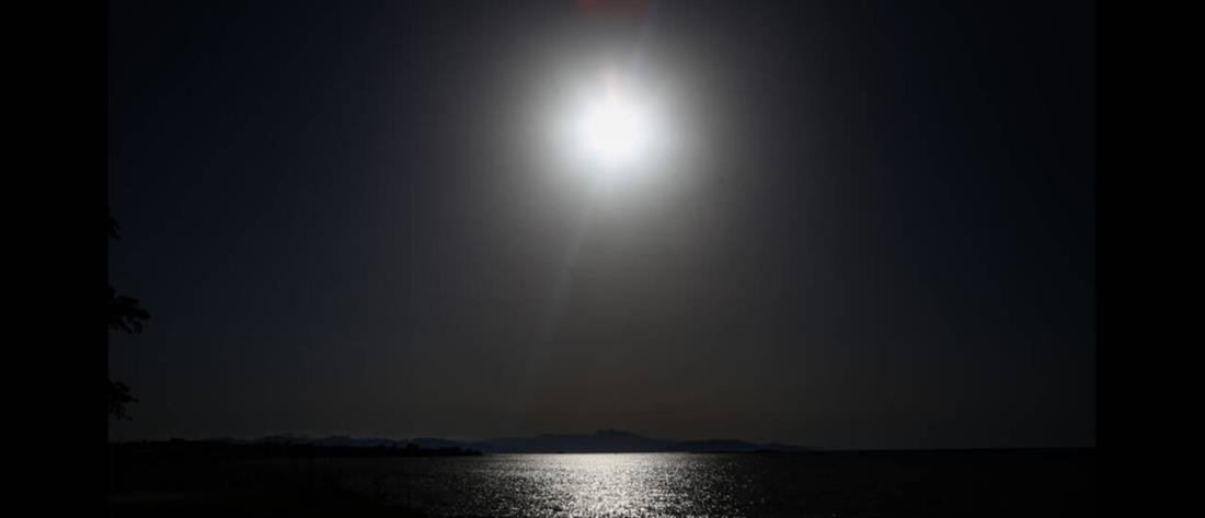 Δακτυλιοειδής έκλειψη Ηλίου: Μαγικές εικόνες από την Ελλάδα
