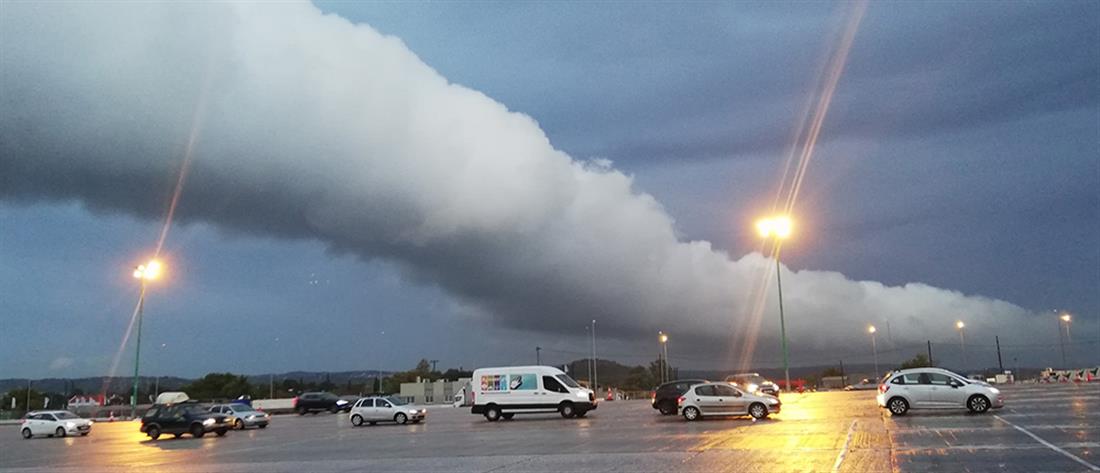 Roll Cloud: Το εντυπωσιακό σύννεφο που σκέπασε την Αττική (εικόνες)
