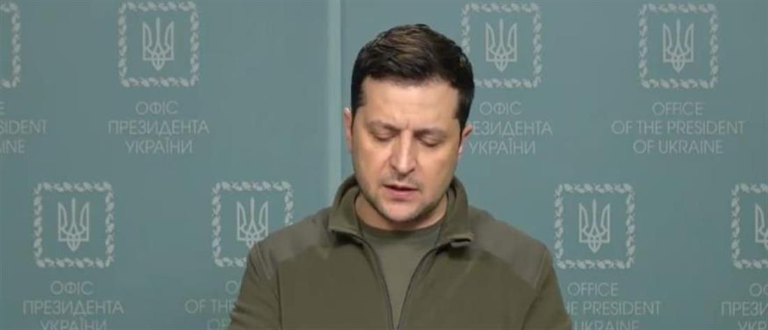 Εισβολή στην Ουκρανία - Ζελένσκι: Η Ρωσία ετοιμάζεται να βομβαρδίσει την Οδησσό
