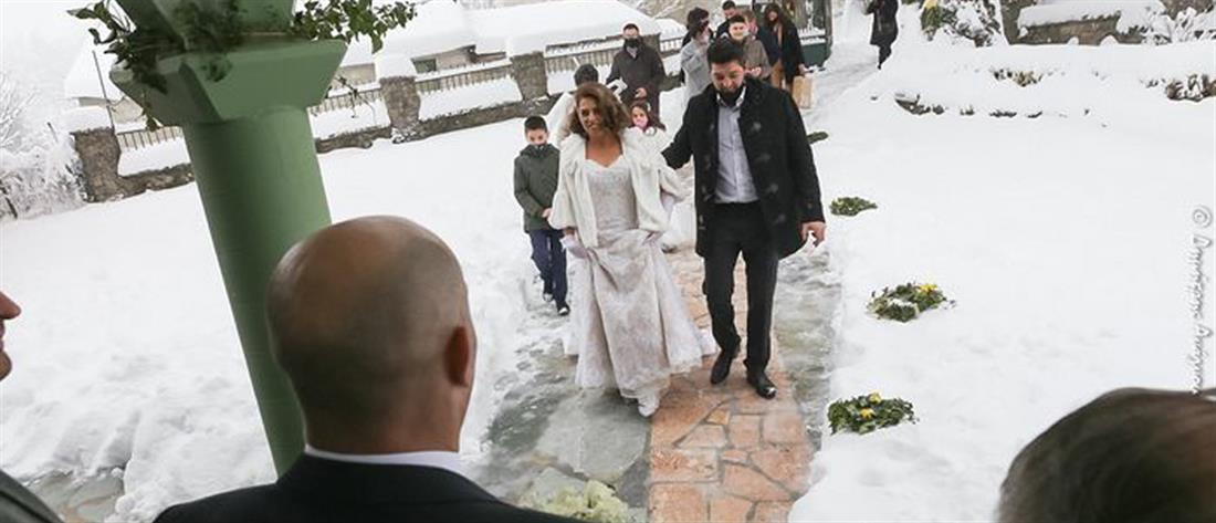 “Μήδεια”:Γάμος με μισό μέτρο χιόνι (εικόνες)