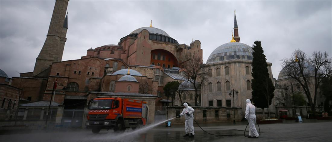 Κορονοϊός: Η Τουρκία περιμένει νέο κύμα της πανδημίας