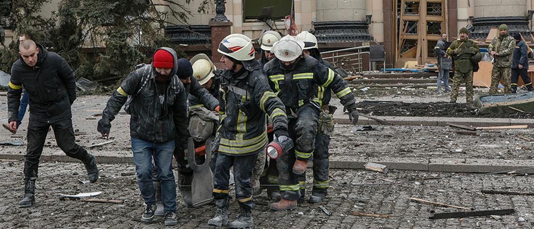 Πόλεμος στην Ουκρανία: Βομβαρδισμοί στο Κίεβο - Σφυροκόπημα στο Χάρκοβο (εικόνες)