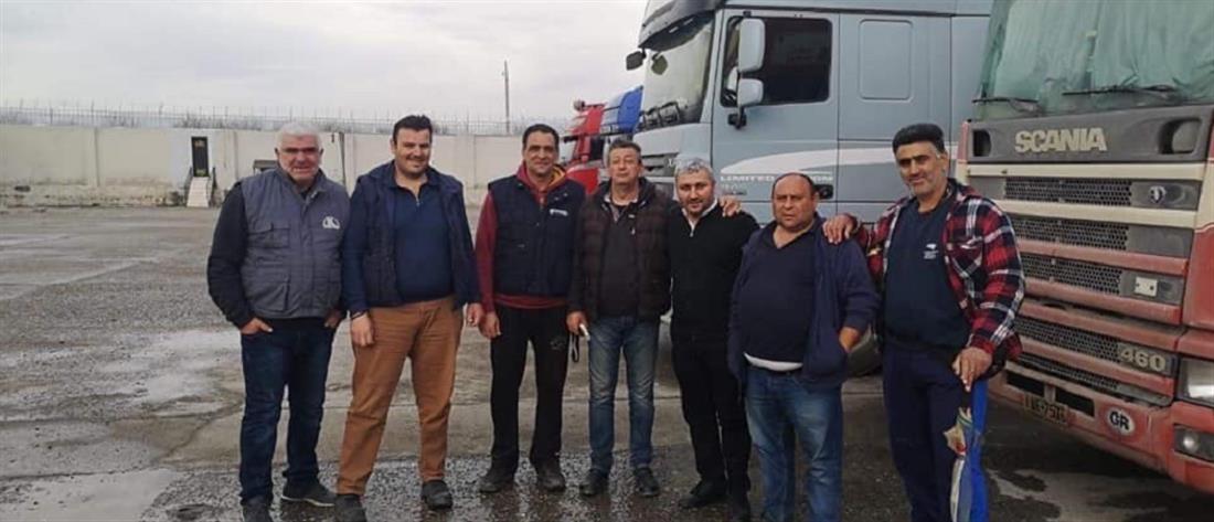 Κορονοϊός: εγκλωβισμένοι αυτοκινητιστές στα σύνορα Τουρκίας - Ιράκ